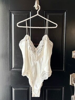 VTG Cacique Satin Ivory Lace Teddy Bodysuit Size L